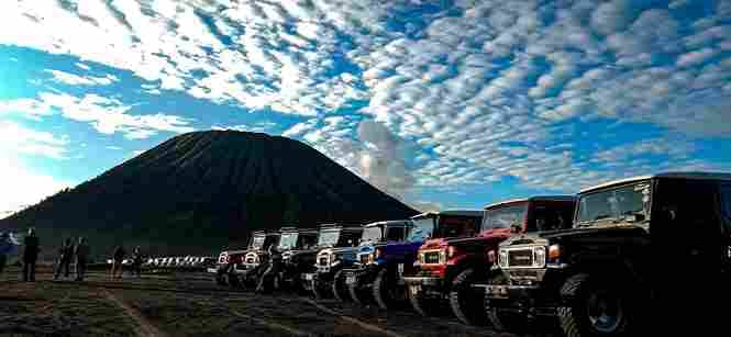 Bromo Jeep Tour